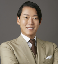 芦田ジェームズ 敏之 氏